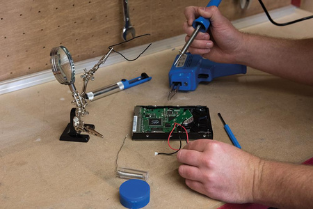 Uchwyt montażowy z lupą, Soczewka 63 mm 2,5 x, Silverline 633830