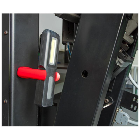 Lampa robocza 2 x 3W LED z akumulatorem i magnetyczną podstawą, GEDORE RED, R95700023