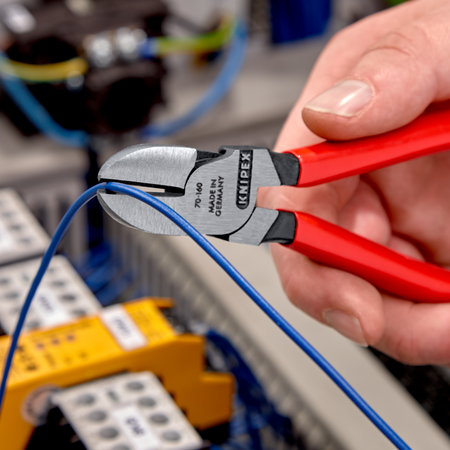 Szczypce tnące boczne z rękojeściami powlekanymi tworzywem sztucznym 160 mm KNIPEX 70 01 160