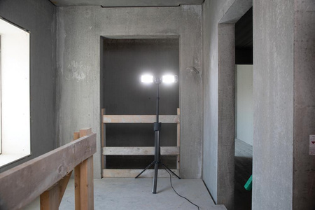 Reflektor budowlany akumulatorowa TOWER 5 CONNECT 2500/5000lm bez akumulatora SCANGRIP