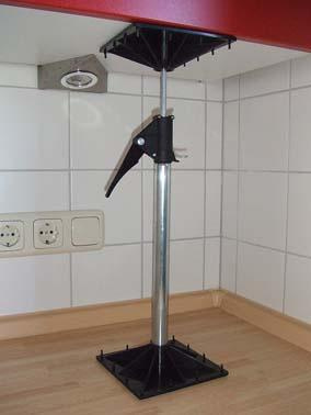 Podpora montażowa do szafek kuchennych 15x15 cm, długość 46-74 cm KS30 GLUCK