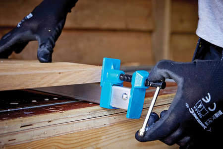 Aluminiowy zacisk całopowierzchniowy typu U, 900 mm, Silverline VC63